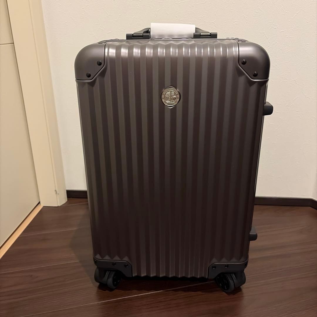 新品未使用 メルセデスベンツ AMG オリジナルスーツケース - メルカリ