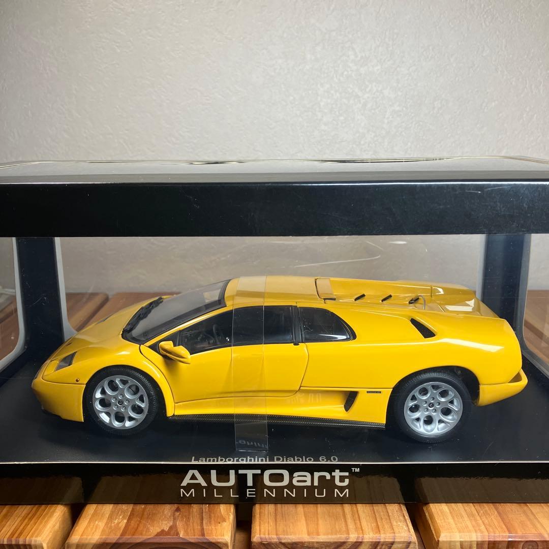 オートアート 1/18 ランボルギーニ ディアブロ6.0