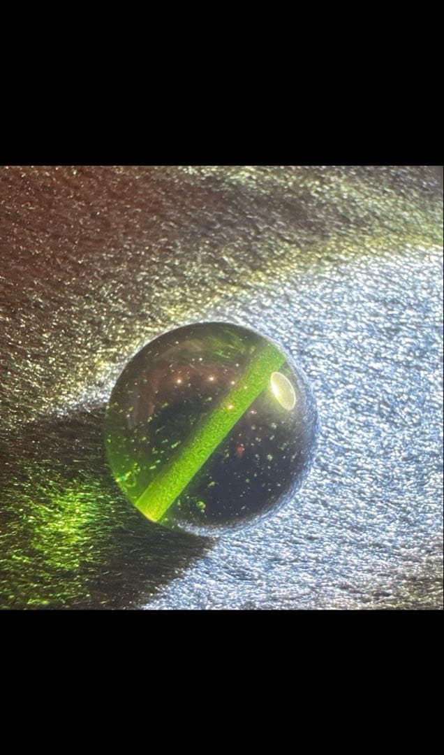 【13.8mm・存在感ある特大】モルダバイト 龍紋・気泡鮮明（鉱石専門店購入）