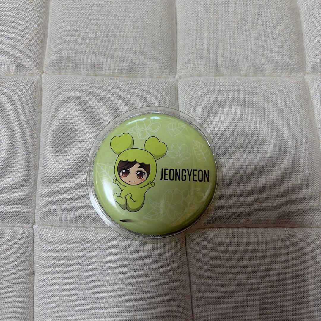 TWICEジョンヨン 缶バッチ - メルカリ