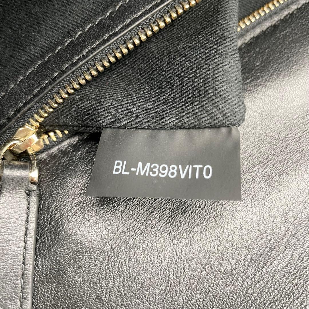 美品✨ヴァレンティノ　ロックスタッズ　チェーンショルダー　ブラック