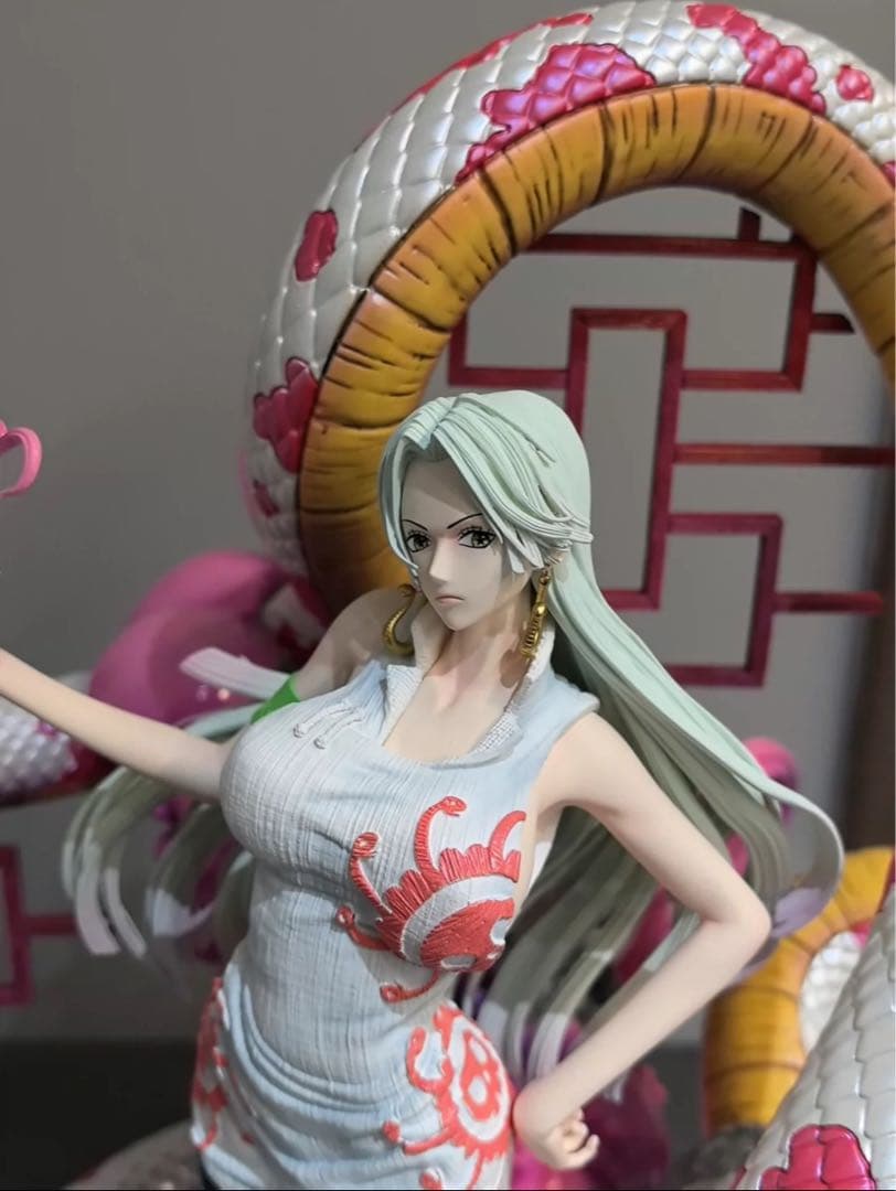 ワンピース　ボア・ハンコック　ガレージキット　フィギュア　完成品