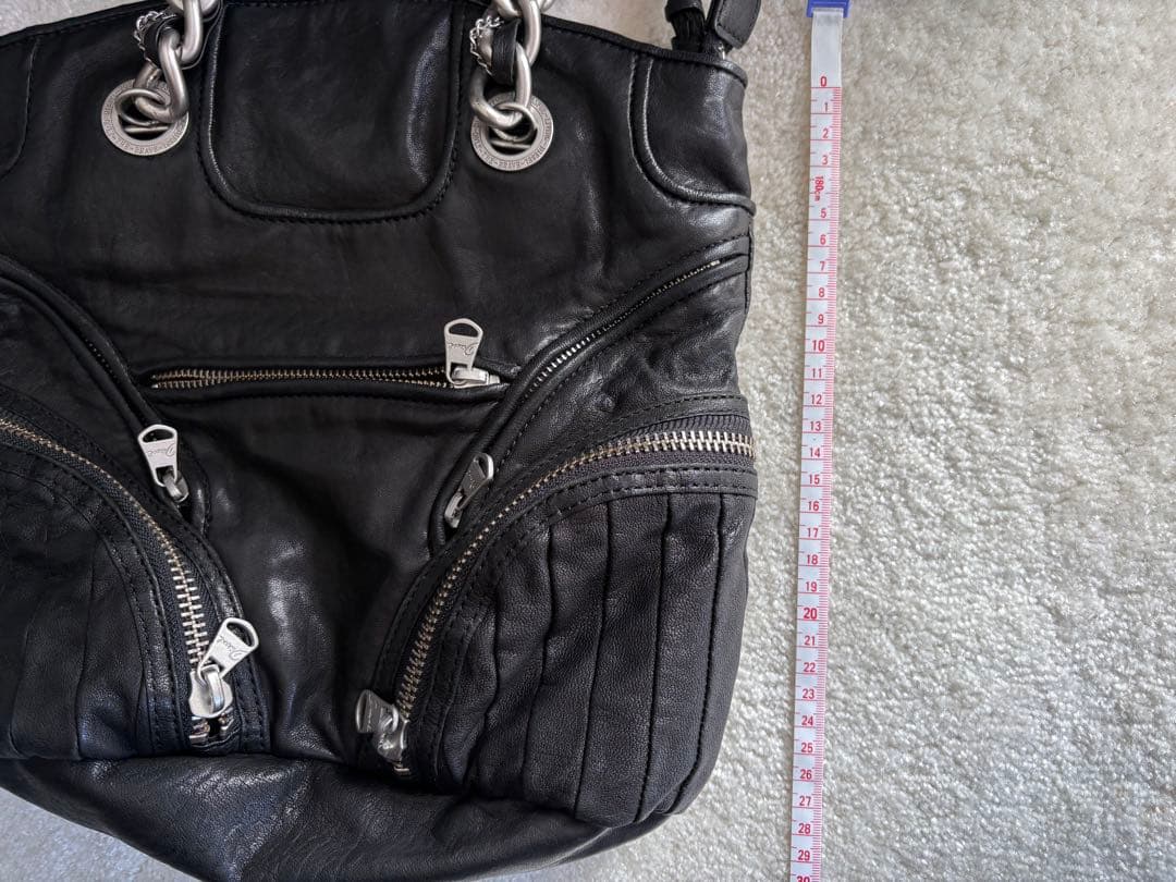 【お値下げ中】【美品】DIESEL レザーチェーンバッグ