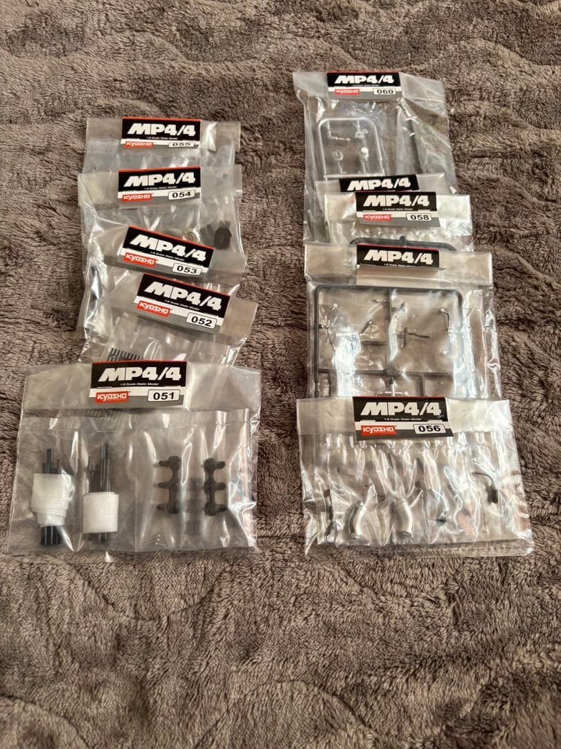 ディアゴスティーニ　マクラーレンホンダMP4/4組立キット全パーツ