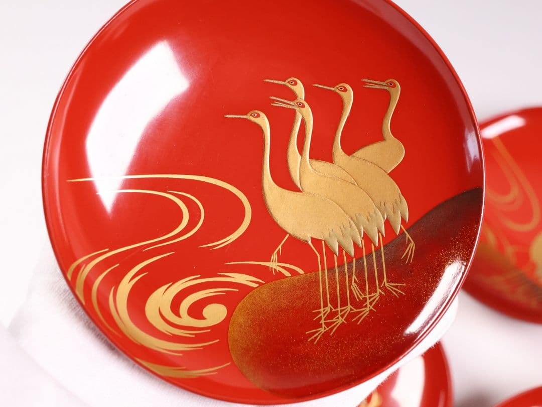 CM372】時代木製漆器 光琳写 金蒔絵 群鶴図 朱塗 引盃 五