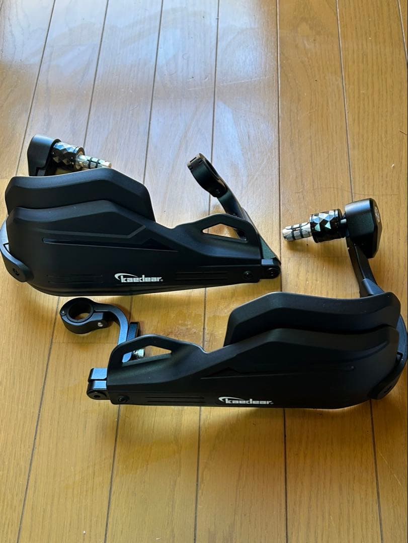 ぶぶ BEAMS（ビームス）adidas / EQUIPMENT AGRAVIC（シューズ スニーカー