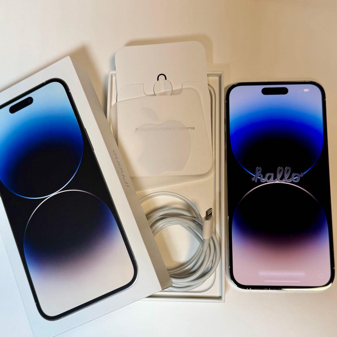 Apple iPhone 14 Pro Max 1TB 本体 シルバー 背面ヒビ - メルカリ