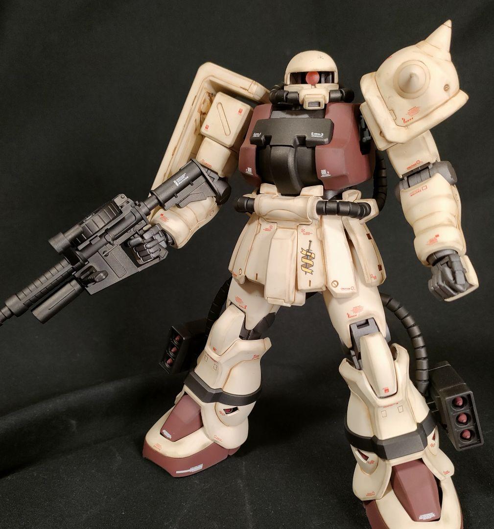 ガンプラ 塗装済完成品 MG 1/100 MS-06F-2 ザクII F2型