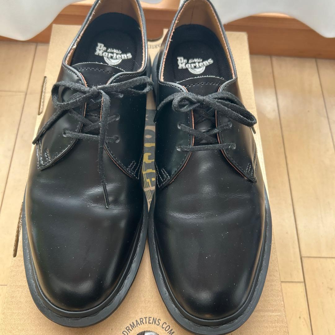 Dr.Martens ArchieⅡ 3ホール