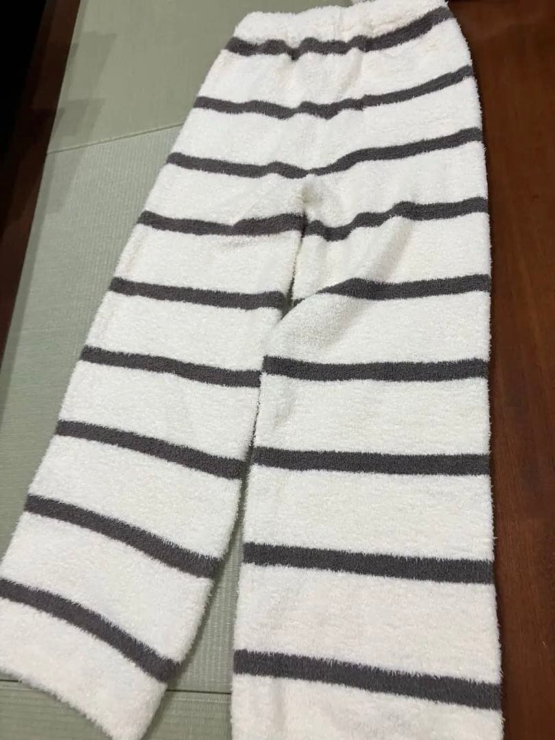 ハナちゃん 様 ジェラピケ ピカチュウ ジャガード プルオーバーロングパンツ