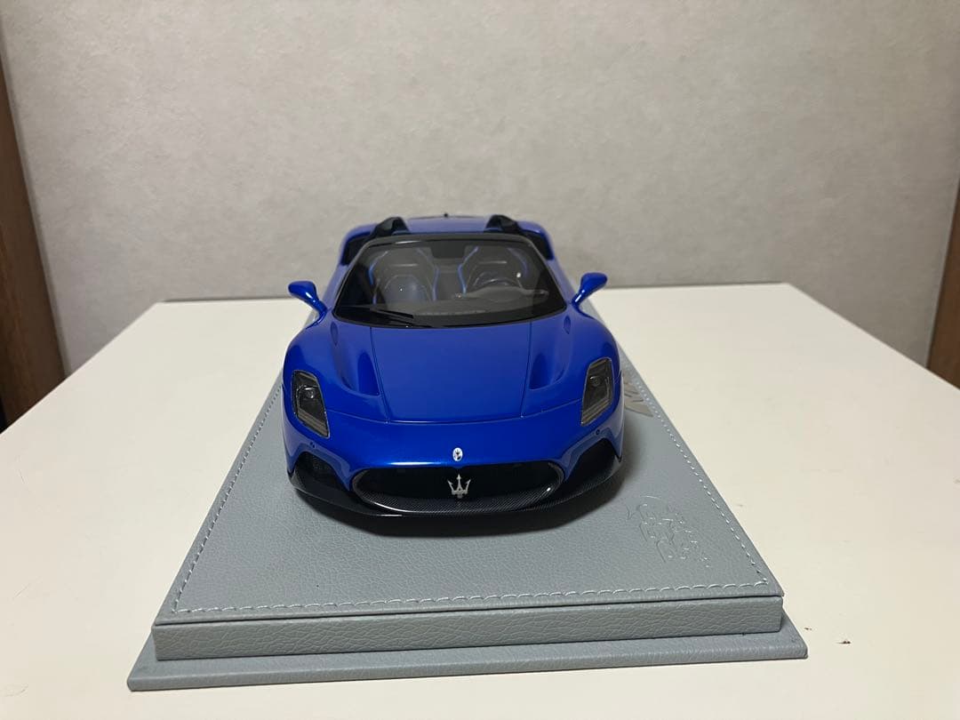 1/18 BBR マセラティMC20 CIELOケース付き