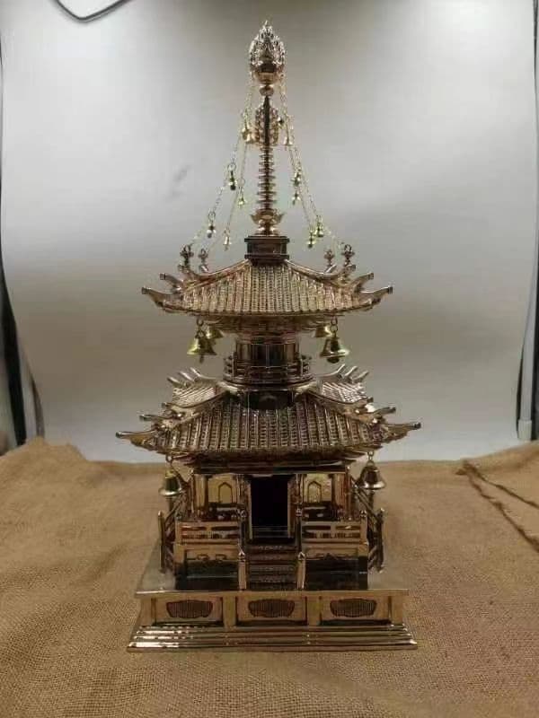 修縁堂】多宝塔の内部のスペースは大きいです 摩尼宝経書と七宝など