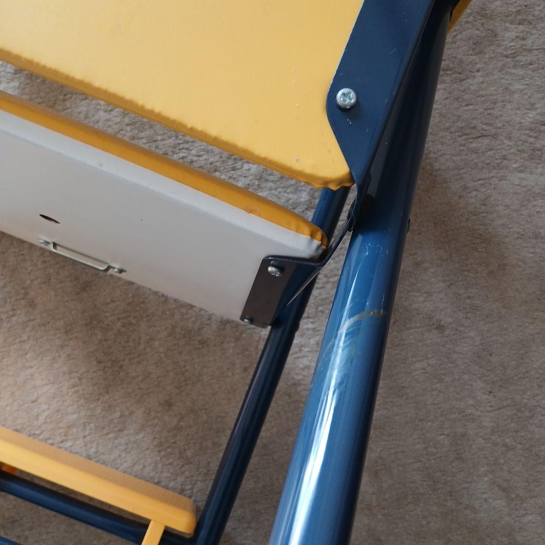 ベビーチェア 子供椅子 ハイチェア 家具 ビニール 黄色 ポップ 昭和