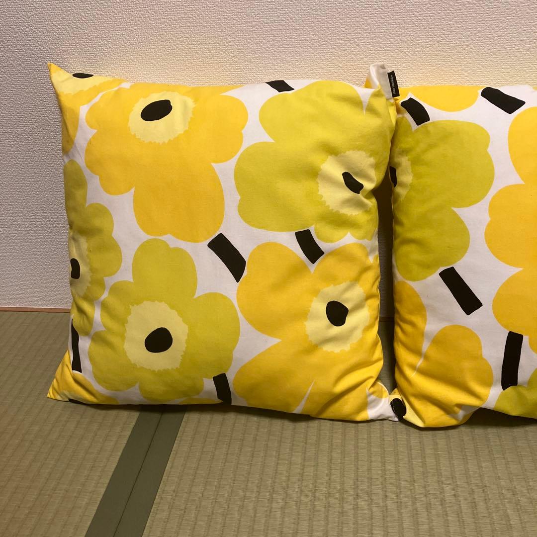 マリメッコ　クッションカバー　ウニッコ× 2 花　黄色　黄緑