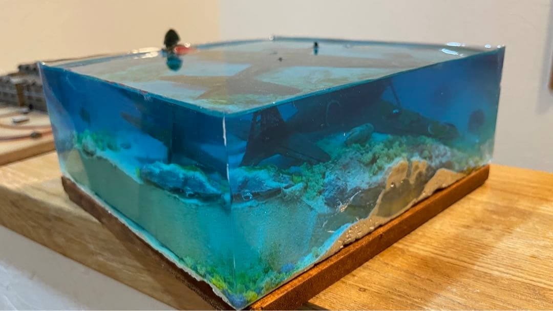 珊瑚の海に眠る零戦 レジン ジオラマ - メルカリ