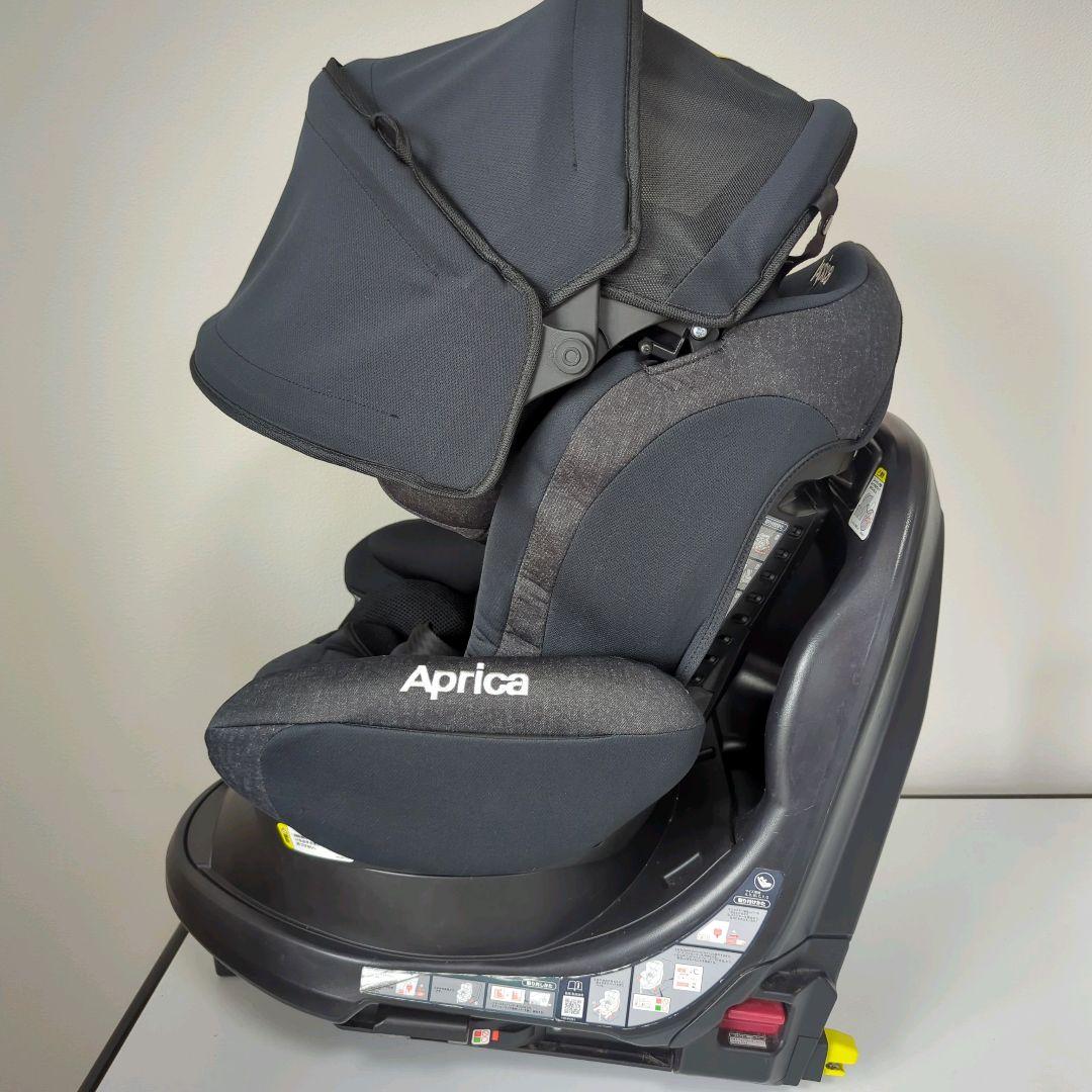 美品 Aprica アップリカ フラディアグロウ ピュアブラック ISOFIX