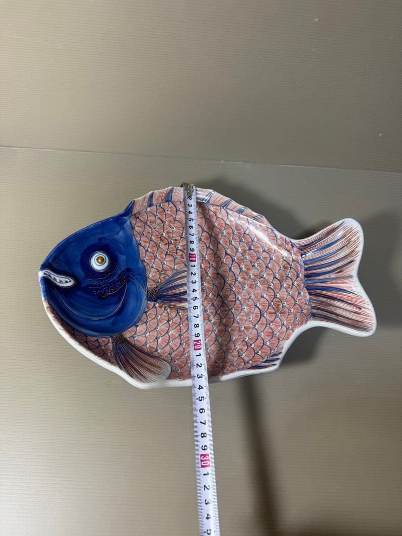 2332 古伊万里 大明成化年製銘　色絵金彩鯛形飾皿 鯛皿　35cm  時代物