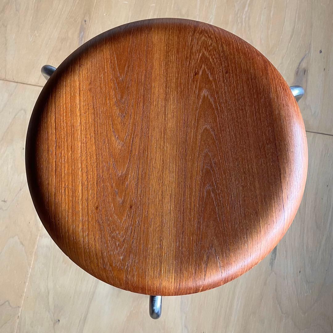 スツール Arne Jacobsen 3170 Teak FRITZ HANSEN
