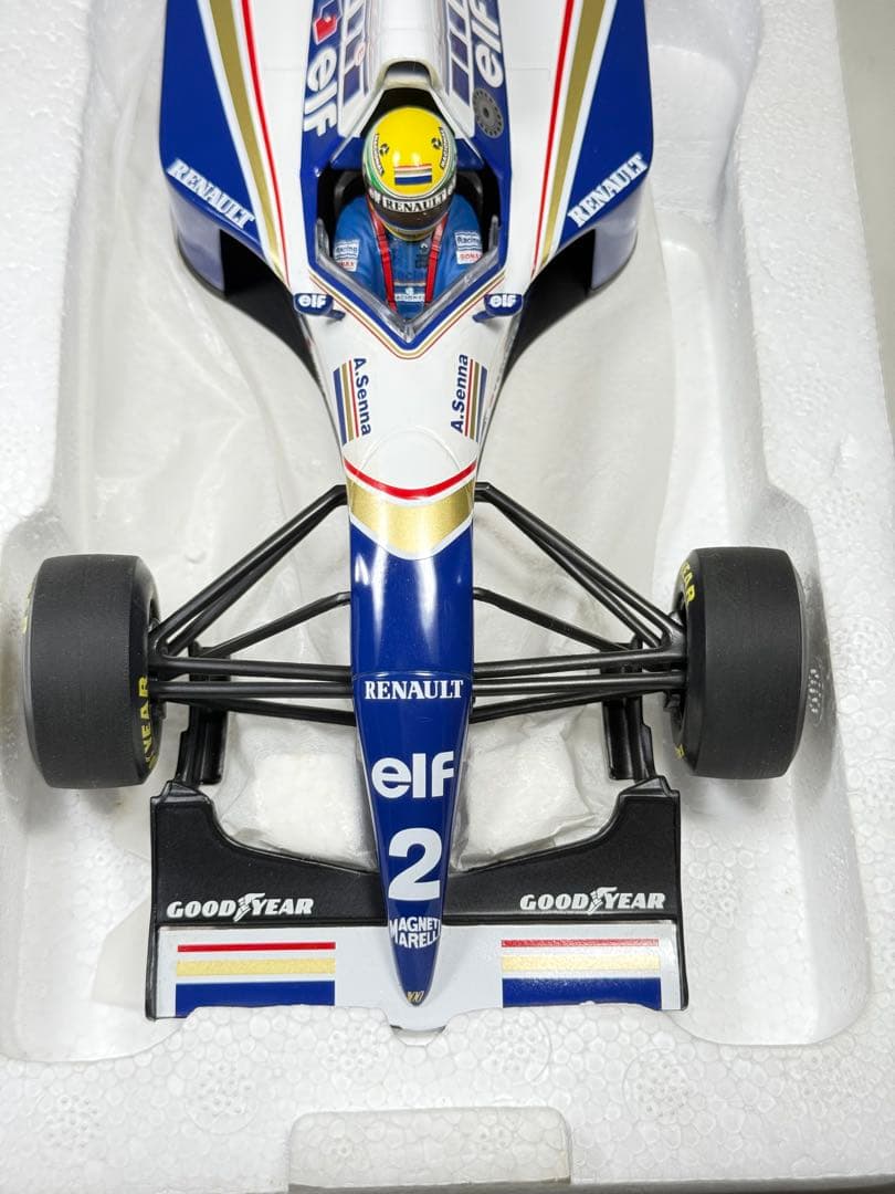 未使用　マクラーレン　アイルトンセナ　1994 FW16 1/18