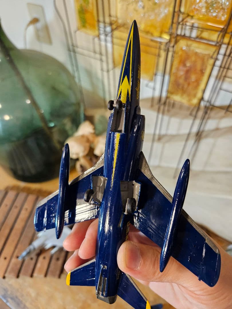 飛行機 模型 戦闘機 プラモデル パンサー ブルーエンジェル コルセア
