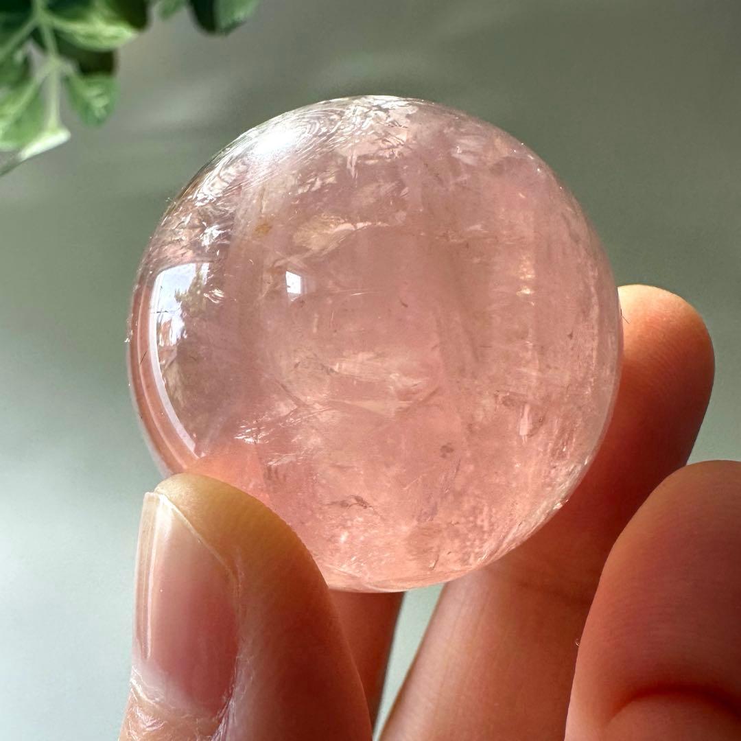 ジェミーローズクォーツ　高品質　スフィア　ローズクォーツ　3.4㎝　56.3g