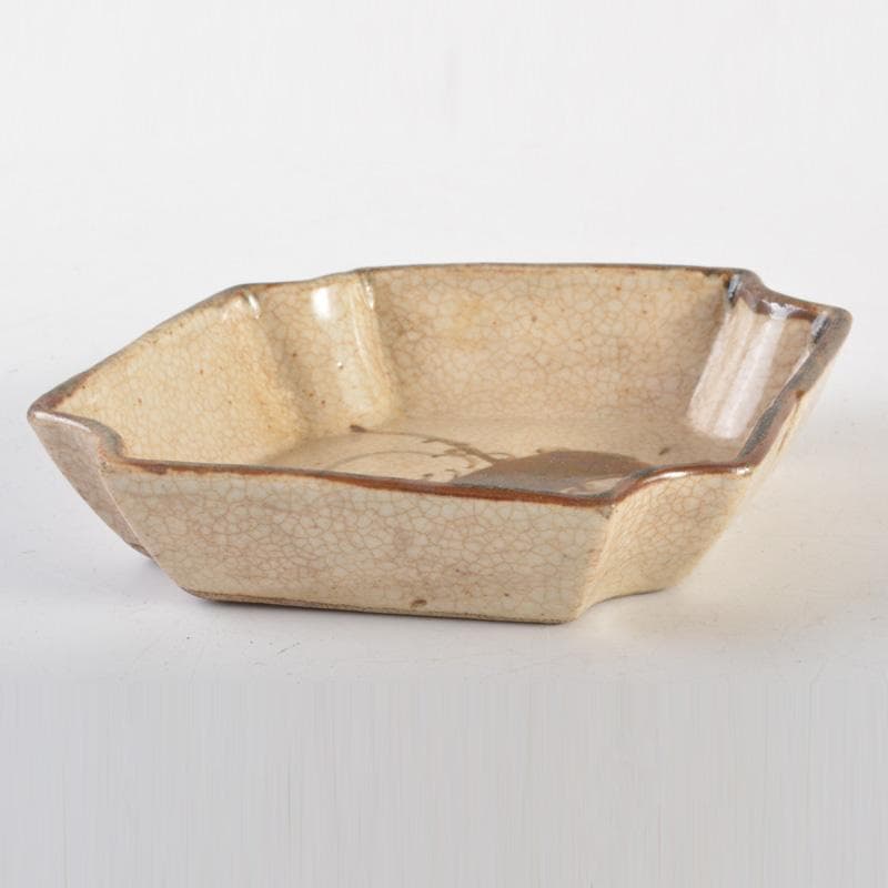 瀬戸焼　古瀬戸　鉄絵　梅花文　小皿　菱皿　銘々皿　十三客　C　6608Aぬ