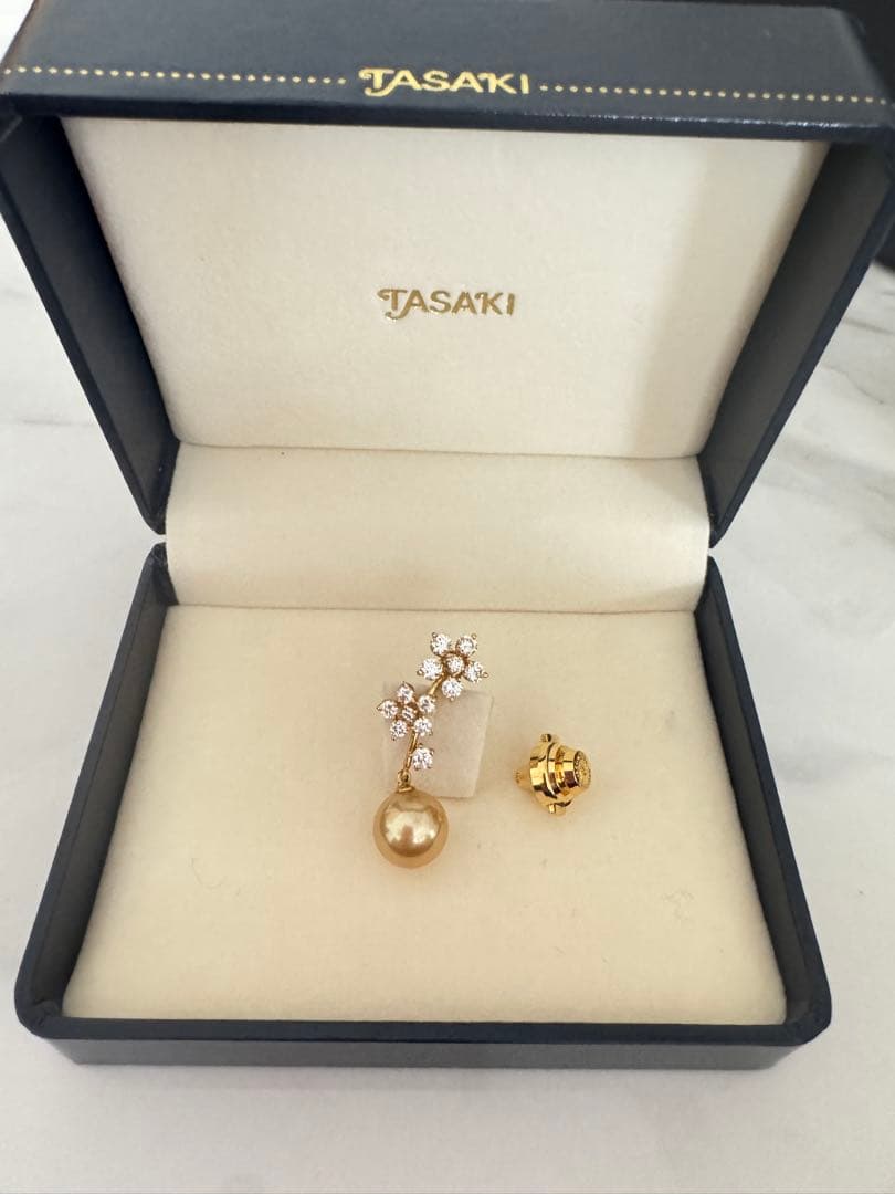 tasaki タサキ　ブローチ TASAKI（タサキ） ブローチ レディース フラワーデザイン パール