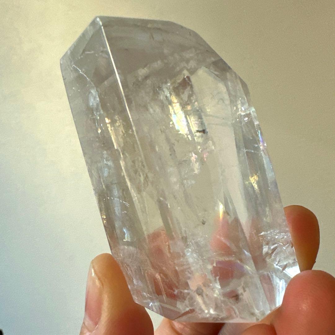 カルサイト　高品質　虹　プリズムレインボー　125.8g フリーフォーム