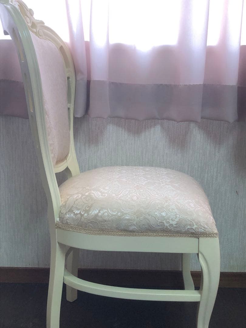 ロココ 猫脚アンティークチェア♦️美しい ホワイト ダマスク♦️完売