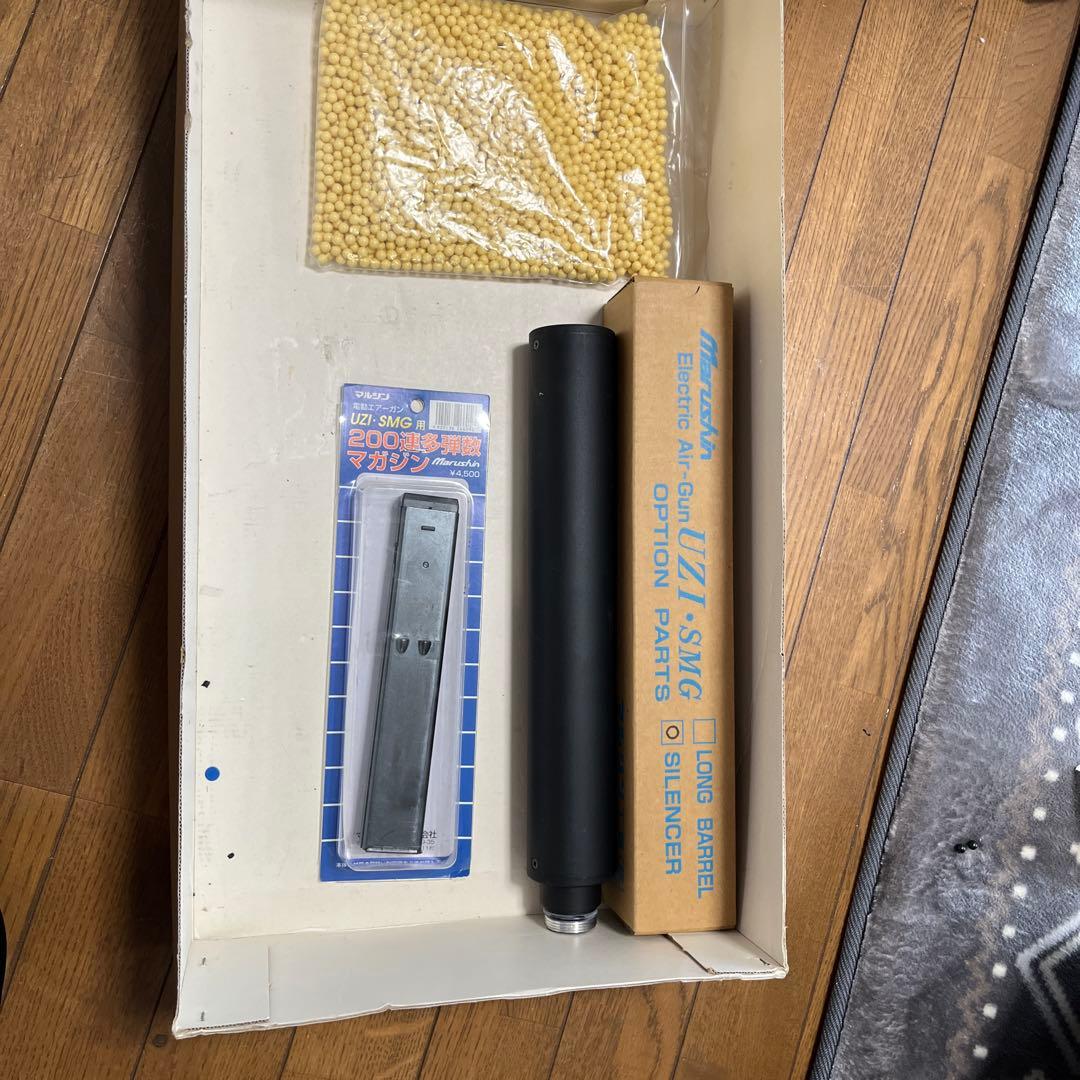 マルシンUZI SMGサブモデルガン　組立キット