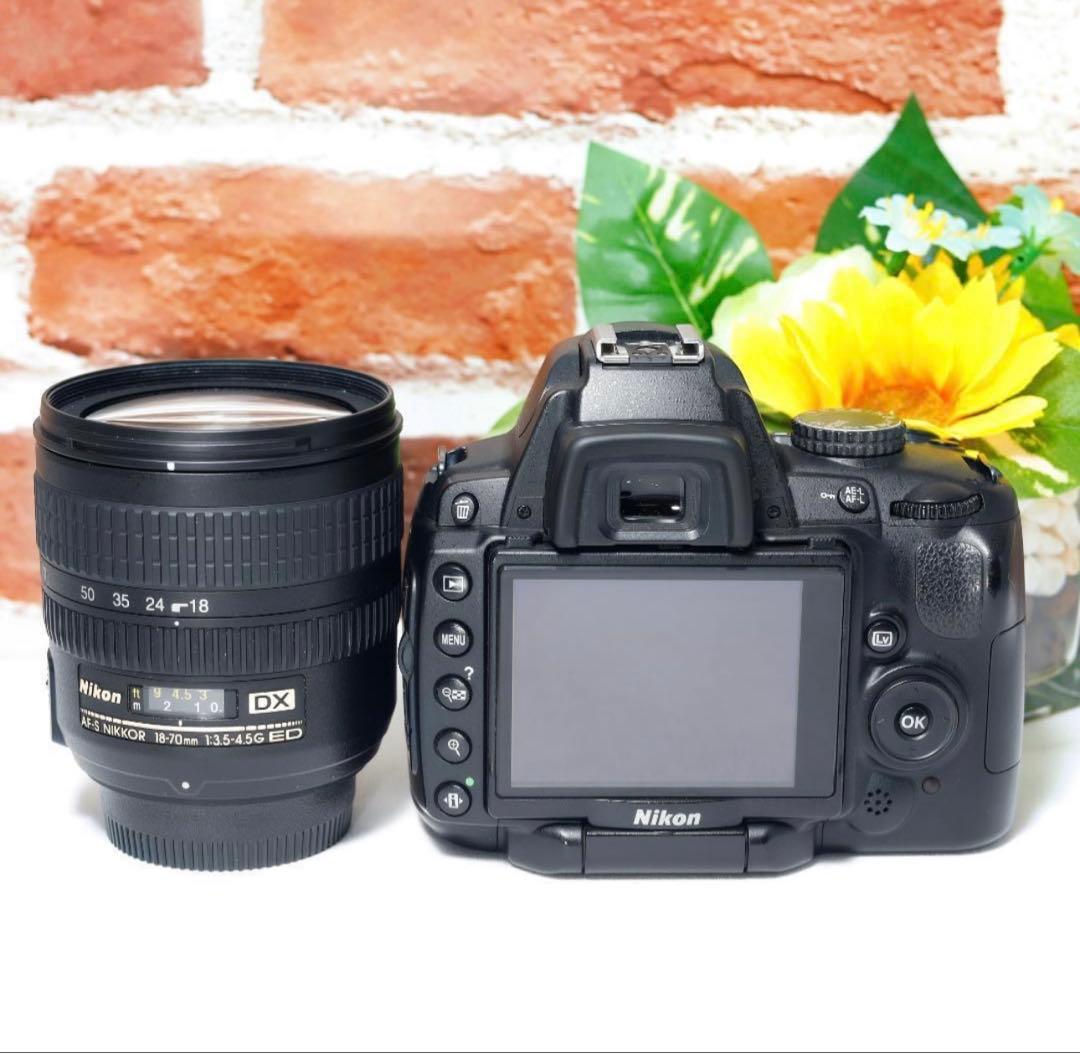 広角から中望遠まで✨Nikon D5000✨反転液晶✨スマホ転送OK✨