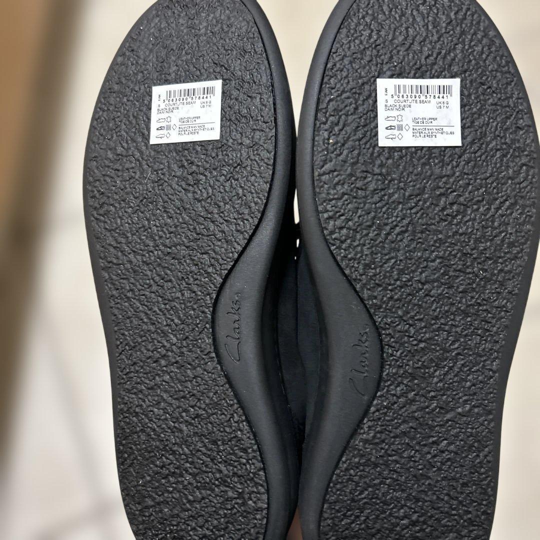 Clarksワラビー黒　UK6G US7M