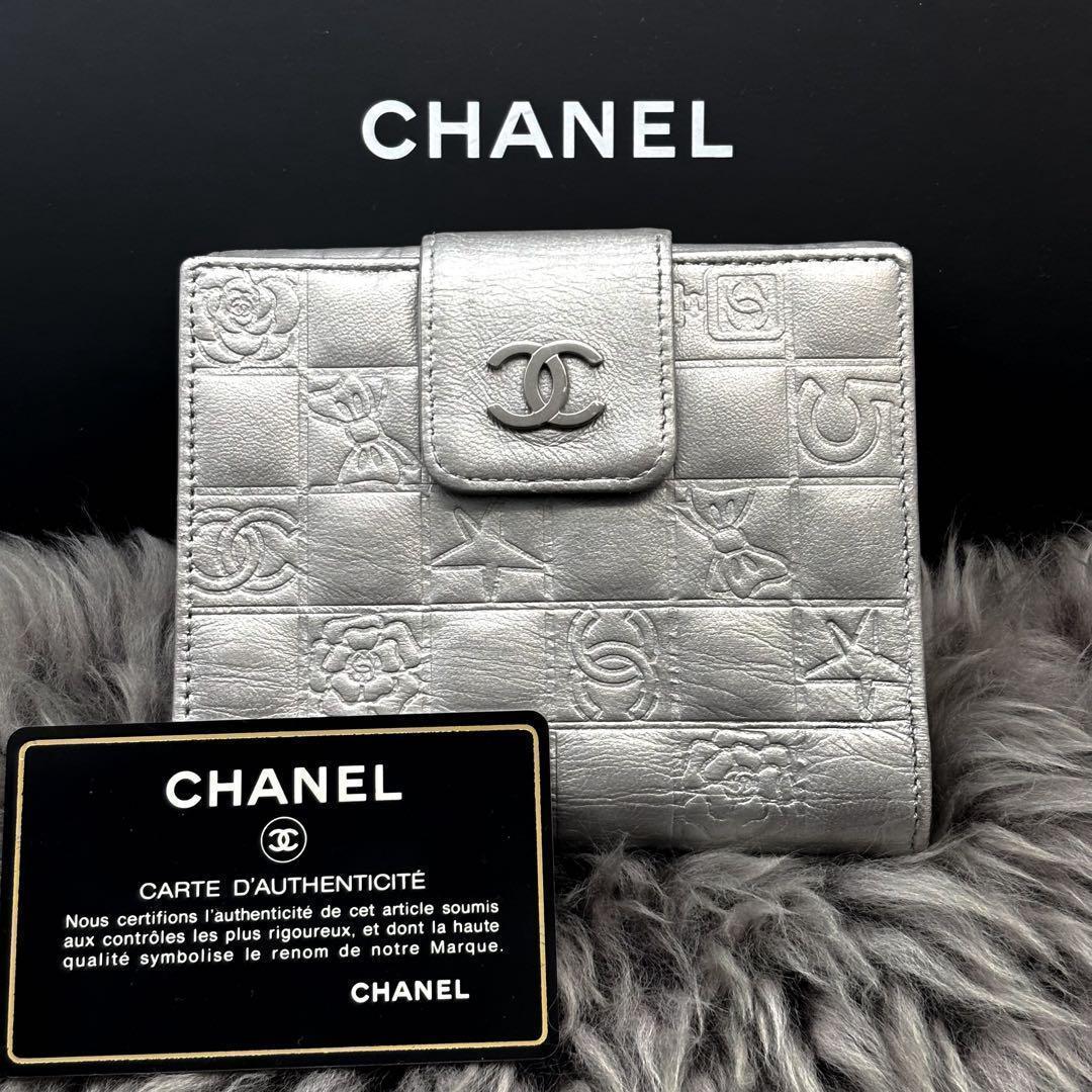 【美品✨】シャネル 財布 アイコンライン Wホック 二つ折 SV 美品✨】シャネル 財布 アイコンライン Wホック 二つ折 SV - メルカリ