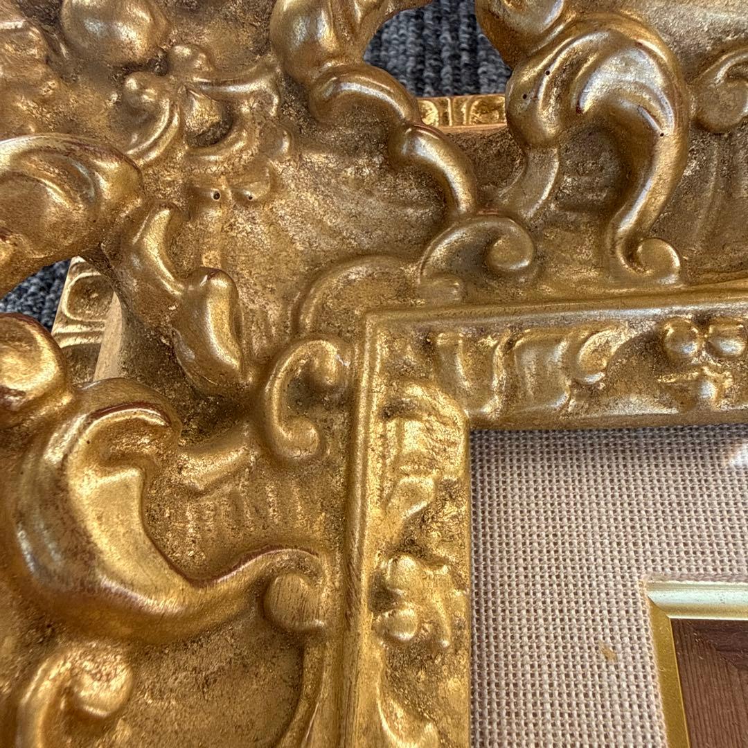 ゴールド額縁　約50cm×60cm