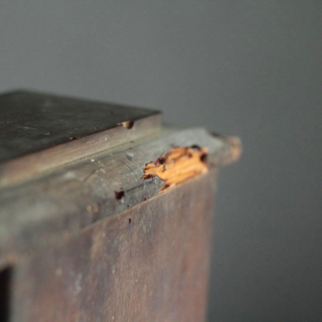 古い 木製 厨子 虫喰いあり 仏教美術 古道具 アンティーク オブジェ