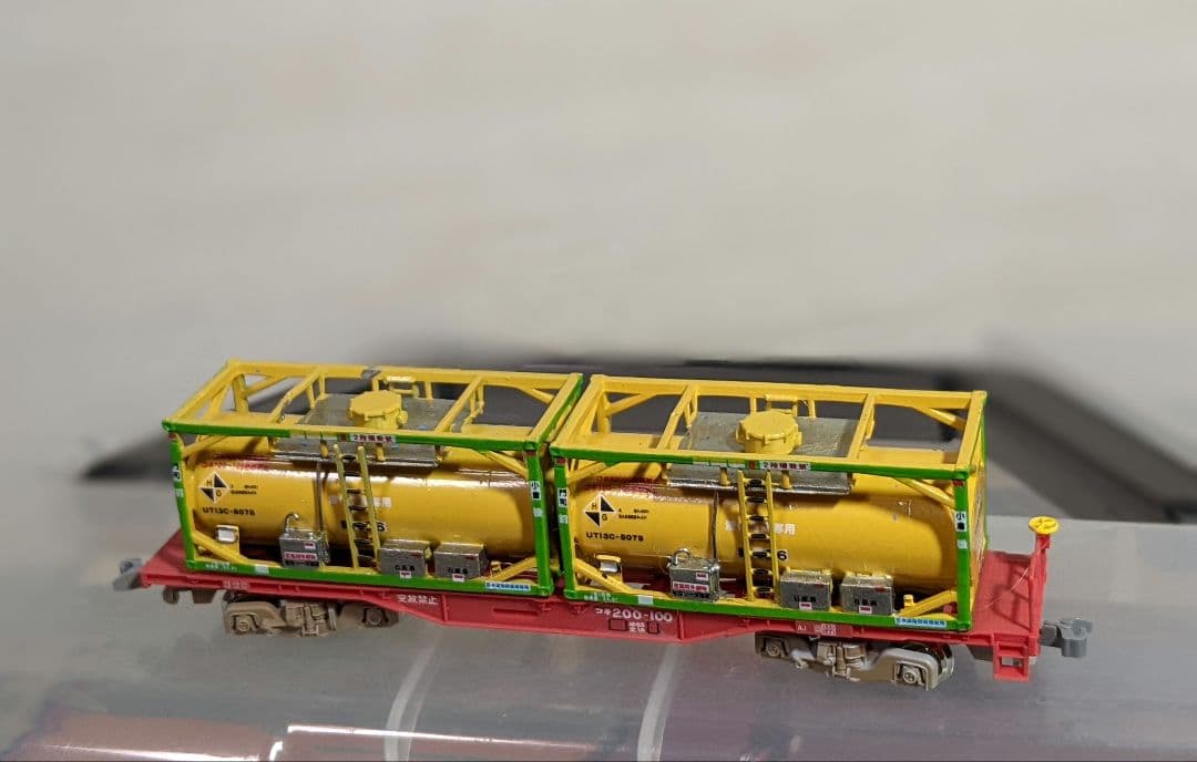 酒*人様 Nゲージ　コキ200 UT13Cコンテナ（濃硝酸　液体塩素専用）大牟田