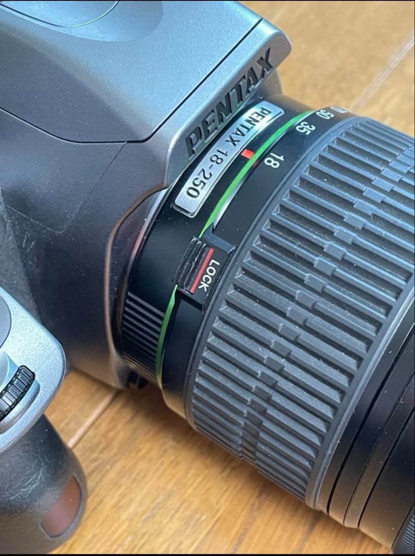 K-70 ボディ+18-250mm レンズ ストロボ付き