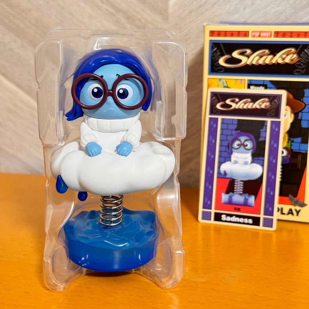 ポップマート ディズニー ピクサー インサイドヘッド SHAKE カナシミ