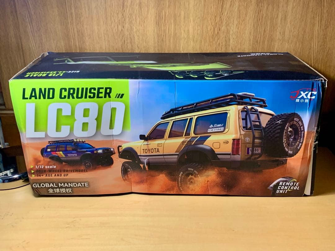 くらくら【新製品】トヨタ LC80 ラジコンカー 1/12スケール