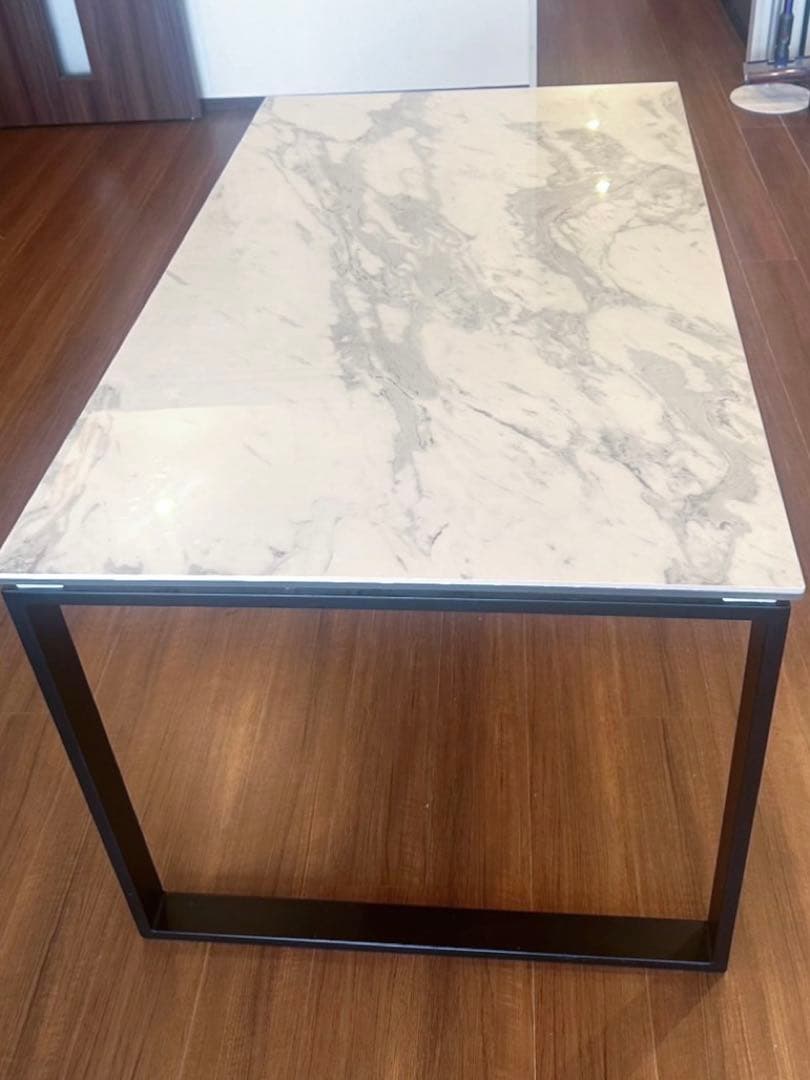 ニトリ セラミックダイニングテーブル 大理石風