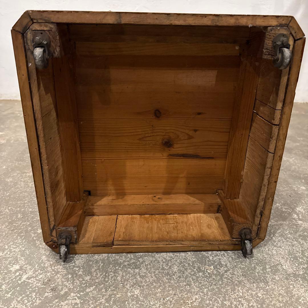 ビンテージ サイドテーブル ベッドサイドテーブル フランス