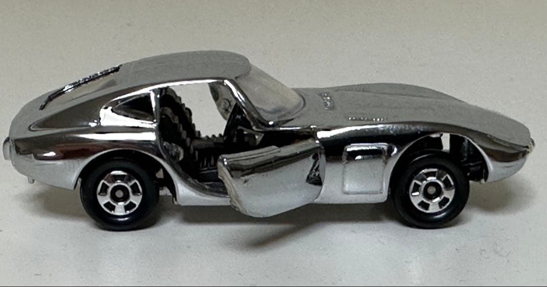 2000年記念限定モデル GREASE特注 TOYOTA 2000GT 銀メッキ