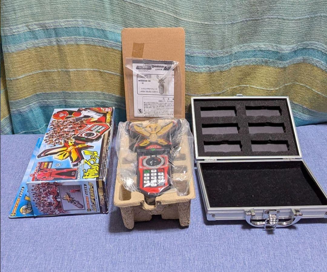 レジェンドモバイレーツとケースとレンジャーキーとオマケセット