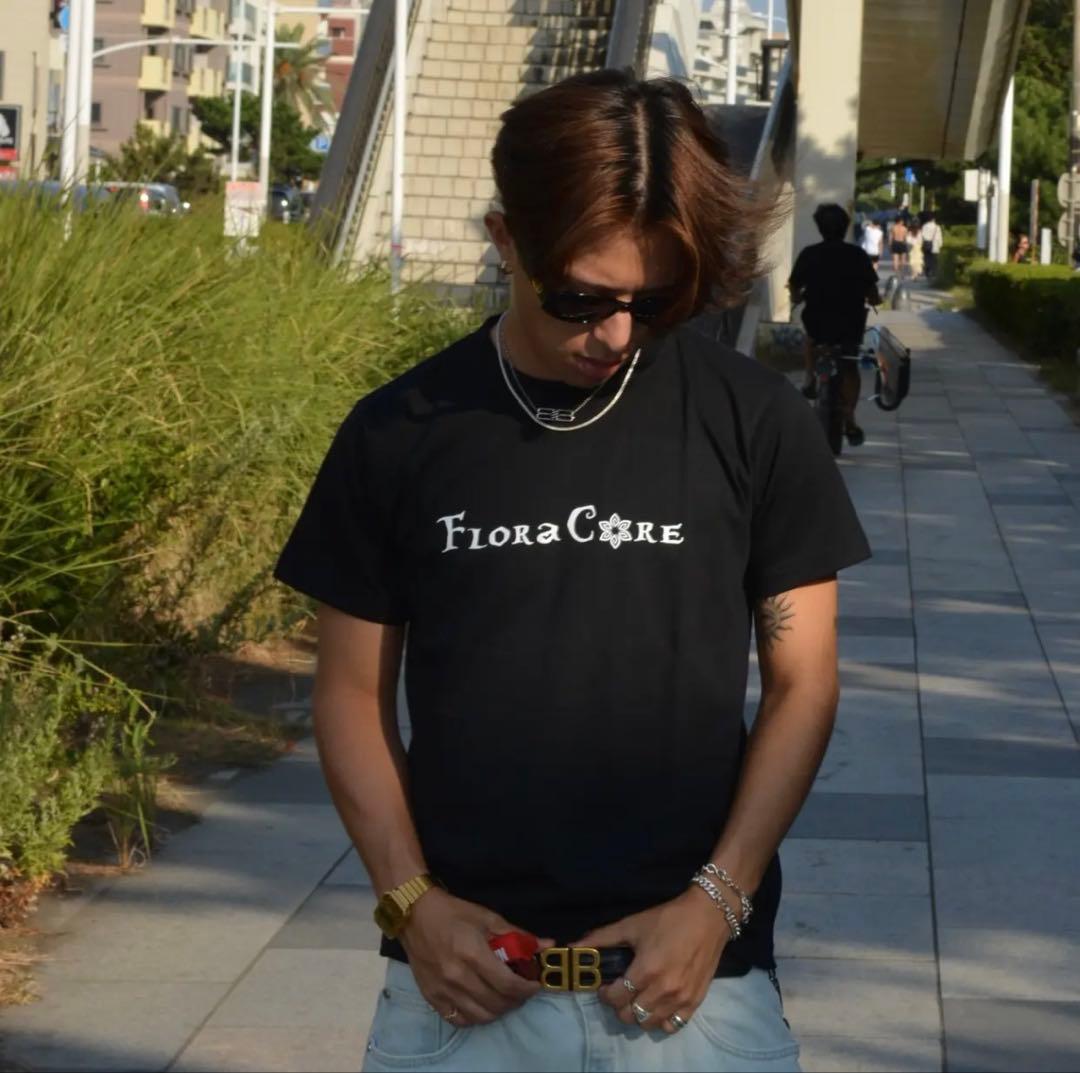 floracore tシャツ - メルカリ