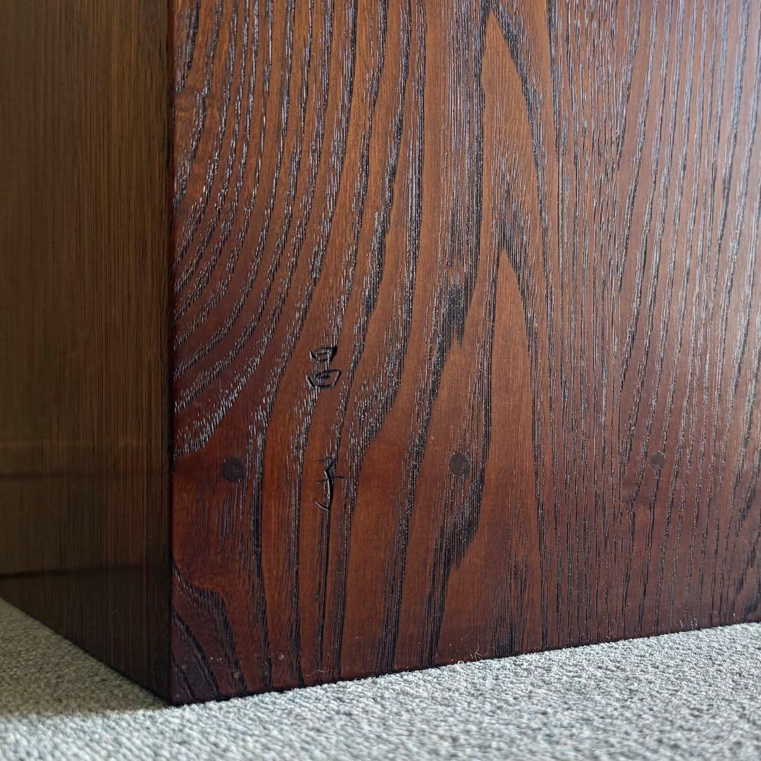 SNT1114 烏城彫 小箪笥 三段 彫刻 引き出し 作家印 時代物 - メルカリ