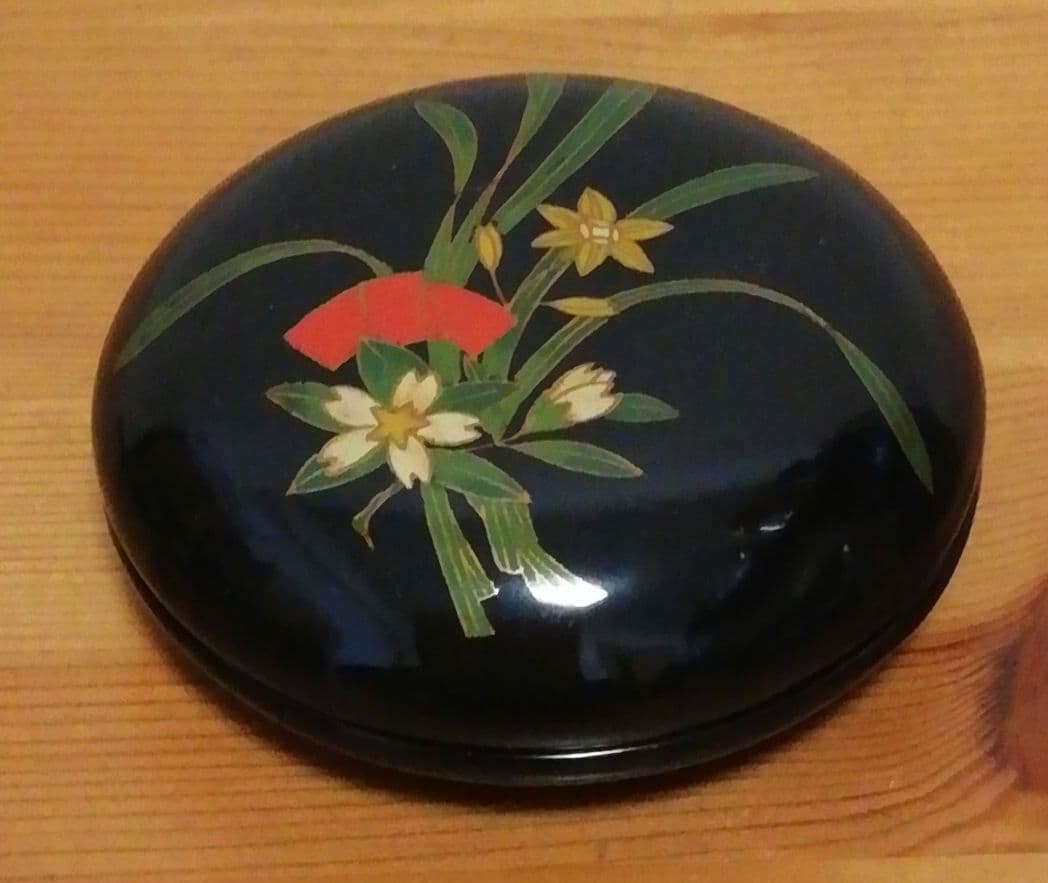 時代　水仙　蒔絵　研出　香合　共箱　仕服付　茶道具