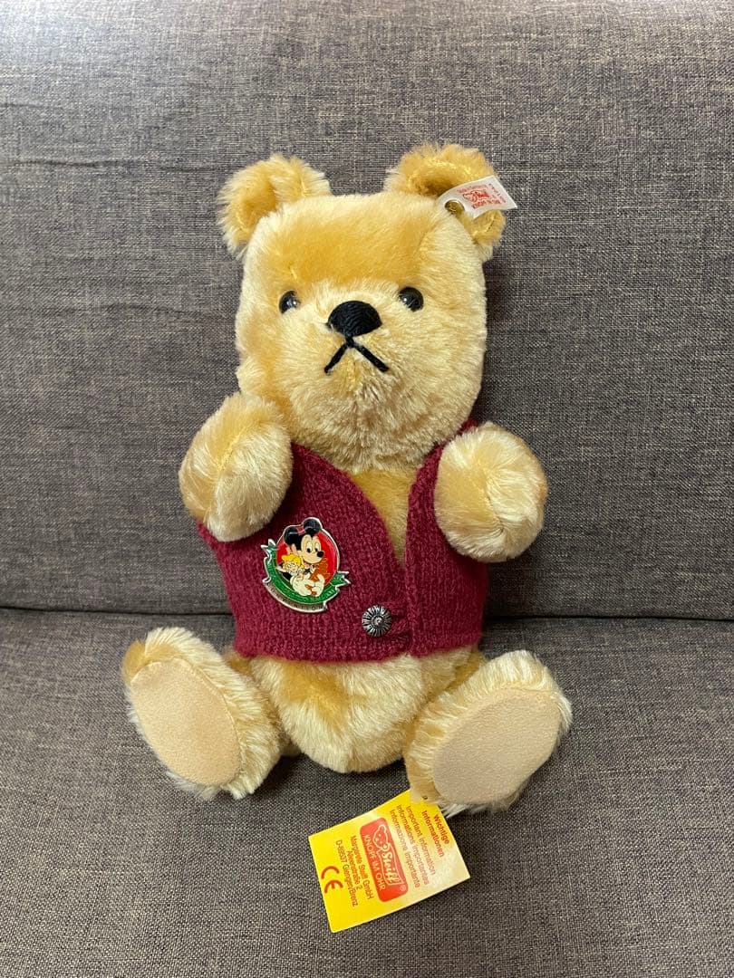 シュタイフ プーさん 限定ピンバッジ付き　1994 ディズニーワールド シュタイフ プーさん 限定ピンバッジ付き 1994 ディズニーワールド