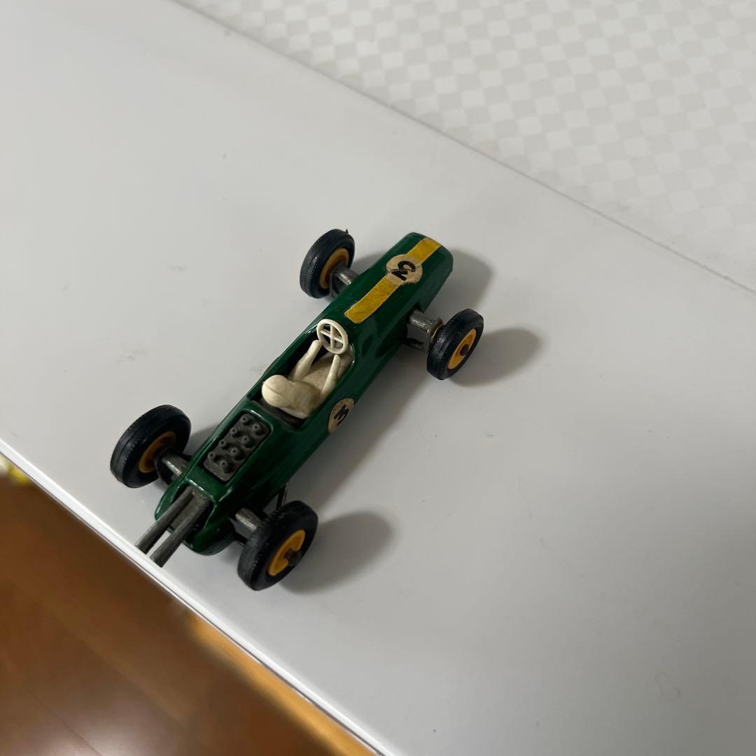 マッチボックス　レーシングカートランスポーター+ロータスレーシングカー