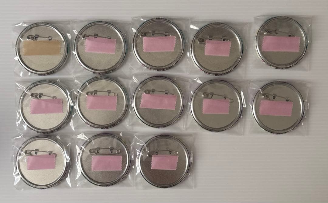 【全て初版分】草薙寧々 グリッター缶バッジ 3B 4Bスマドリ