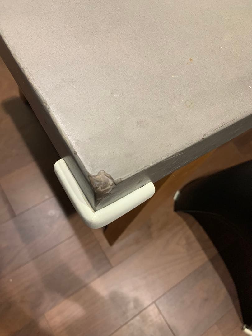 CASA HILS コンクリート　ダイニングテーブル